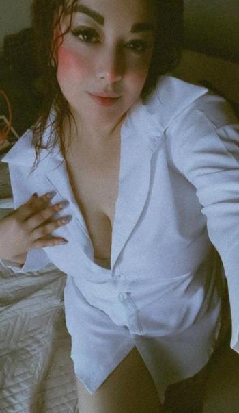 945-409-6554, 24  female escort, Washington DC