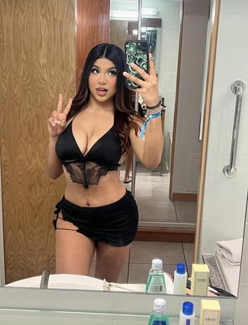 Vivian Pamela, 25  female escort, Washington-dc