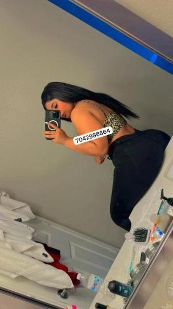 7042986864, female escort, Washington DC